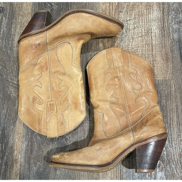 Vintage Western Boots Womens Tan Leather stacked heel Boots Size 7.5M boho - Picture 1 of 8